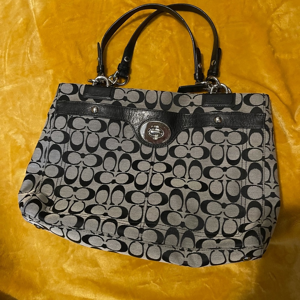 Like new Coach Bag